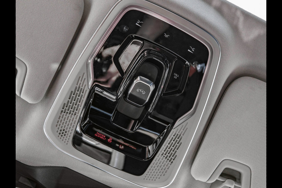Lynk & Co 01 1.5 Black Edition Panoramadak|Trekhaak|Camera|ACC|Stoelverwarming|Navi|Carplay