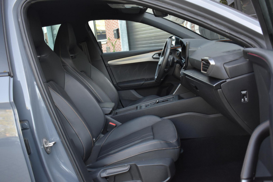 CUPRA Leon 2.0 TSI 300PK Lane ACC Stuurvw BBD Camera