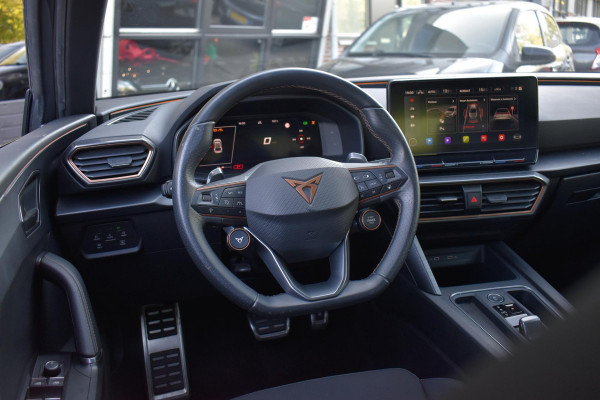 CUPRA Leon 2.0 TSI 300PK Lane ACC Stuurvw BBD Camera