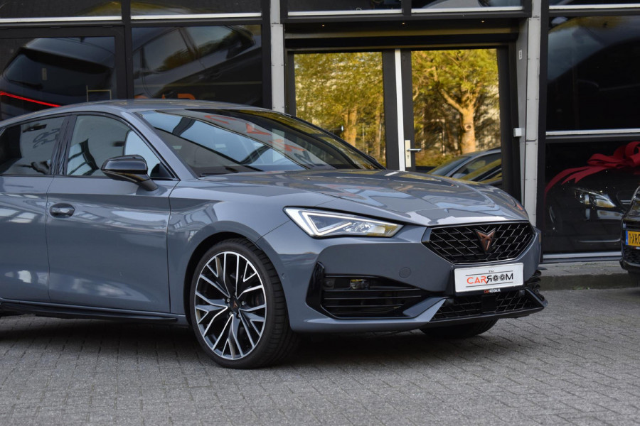 CUPRA Leon 2.0 TSI 300PK Lane ACC Stuurvw BBD Camera