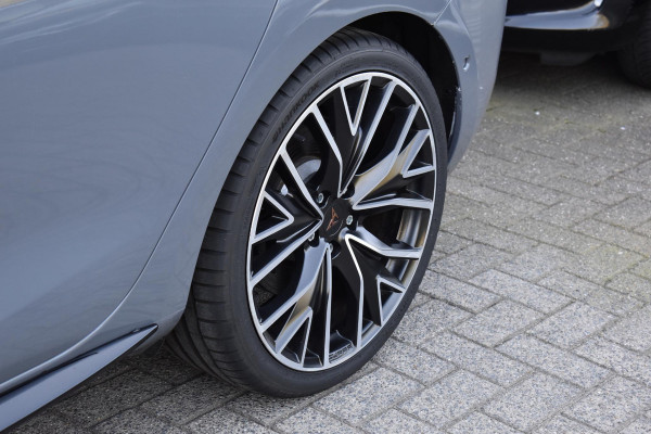 CUPRA Leon 2.0 TSI 300PK Lane ACC Stuurvw BBD Camera