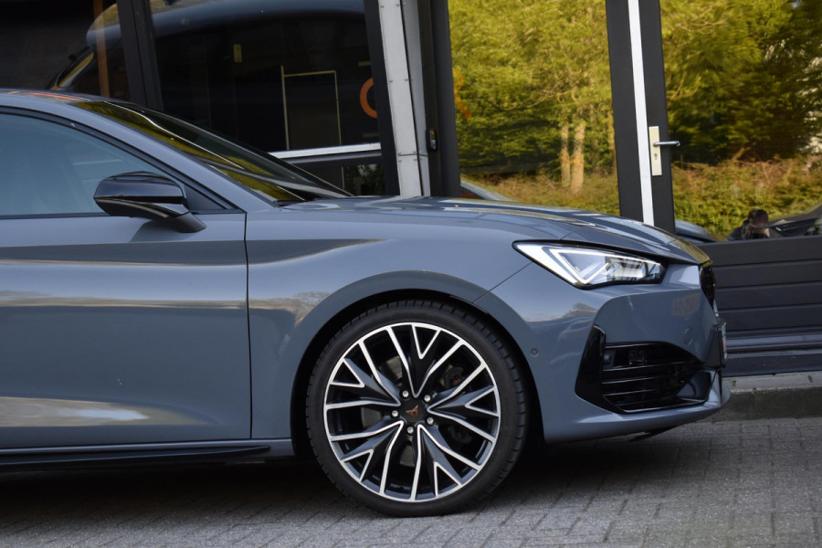 CUPRA Leon 2.0 TSI 300PK Lane ACC Stuurvw BBD Camera