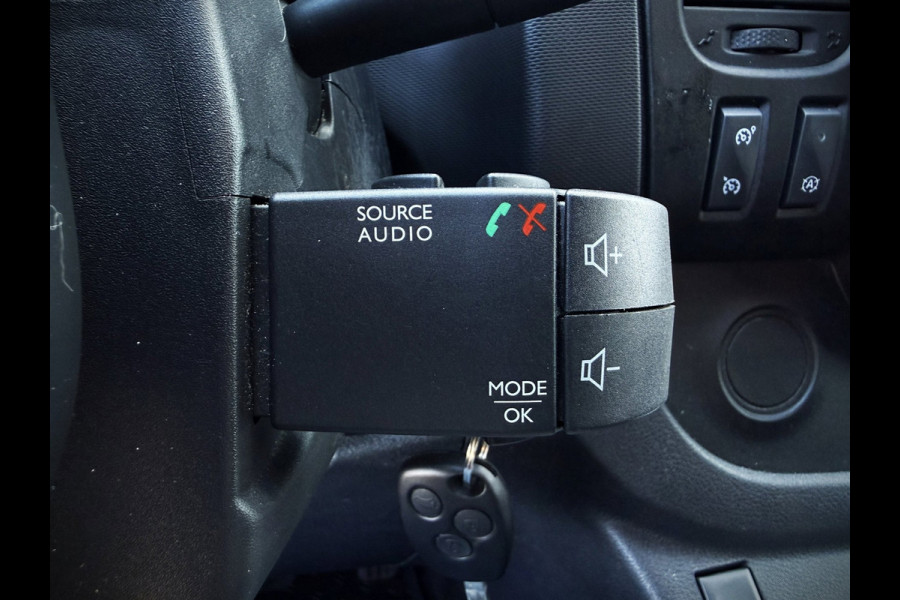 Opel Vivaro 1.6 CDTI L2H1 Sport EcoFlex DC - MARGE! - Navigatie - Achteruitrijcamera - Cruise Control - Trekhaak (2.000 kg)