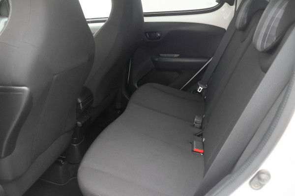 Peugeot 108 1.0 e-VTi Active 5-Deurs, Airco, Cruise, Bluetooth, Elektrisch Pakket, Radio