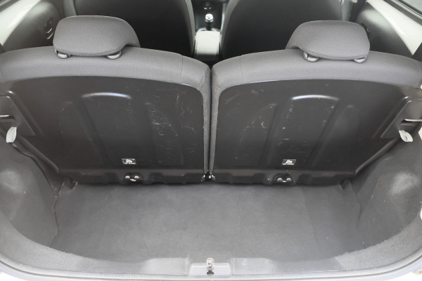 Peugeot 108 1.0 e-VTi Active 5-Deurs, Airco, Cruise, Bluetooth, Elektrisch Pakket, Radio