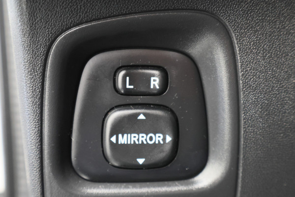 Peugeot 108 1.0 e-VTi Active 5-Deurs, Airco, Cruise, Bluetooth, Elektrisch Pakket, Radio