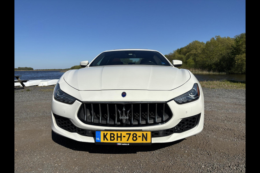 Maserati Ghibli S GranLusso 3.0 V6 411 pk
