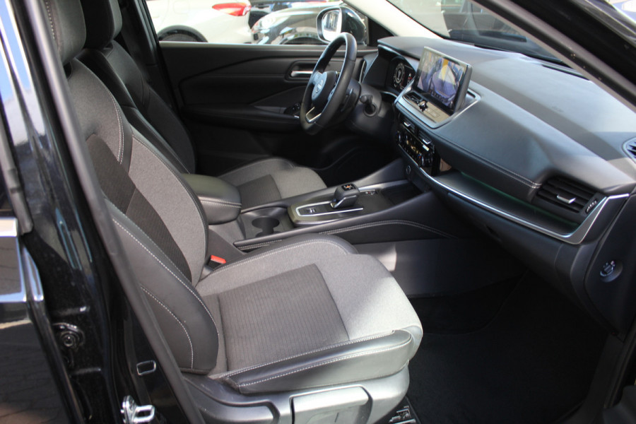 Nissan QASHQAI 1.3 MHEV Xtronic Business Executive | Dealeronderhouden | Trekhaak | 360 camera