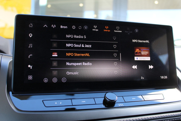 Nissan QASHQAI 1.3 MHEV Xtronic Business Executive | Dealeronderhouden | Trekhaak | 360 camera