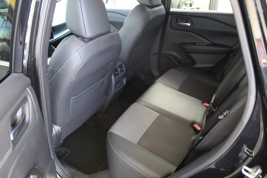 Nissan QASHQAI 1.3 MHEV Xtronic Business Executive | Dealeronderhouden | Trekhaak | 360 camera