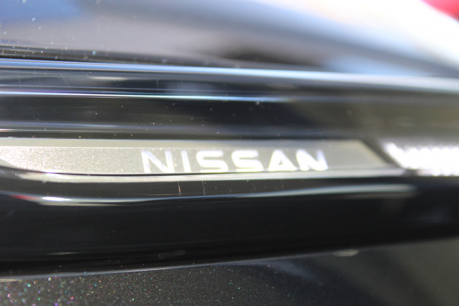 Nissan QASHQAI 1.3 MHEV Xtronic Business Executive | Dealeronderhouden | Trekhaak | 360 camera