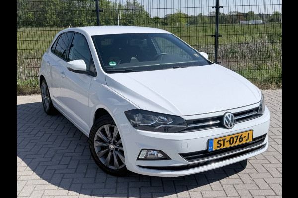 Volkswagen Polo 1.0 TSI Highline | Camera | PDC | Carplay | Half-leder