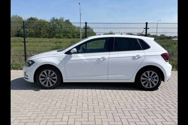 Volkswagen Polo 1.0 TSI Highline | Camera | PDC | Carplay | Half-leder