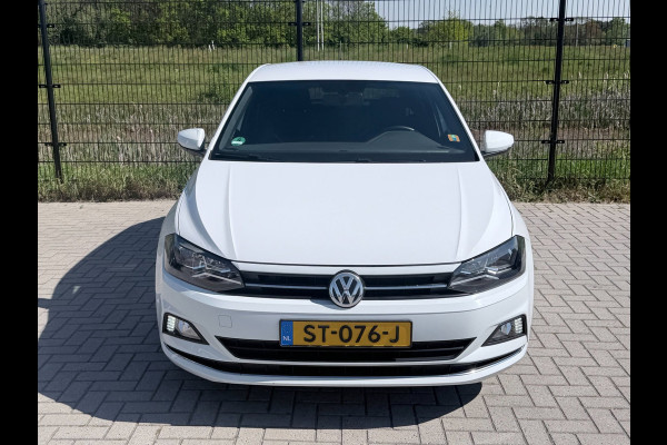 Volkswagen Polo 1.0 TSI Highline | Camera | PDC | Carplay | Half-leder