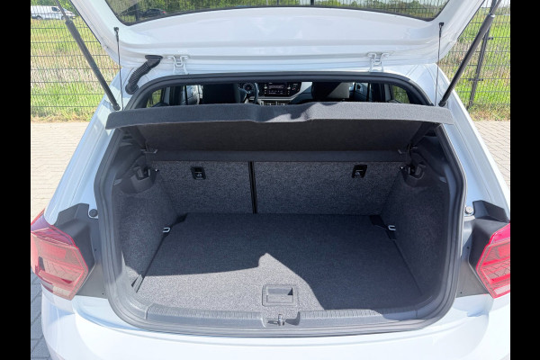 Volkswagen Polo 1.0 TSI Highline | Camera | PDC | Carplay | Half-leder