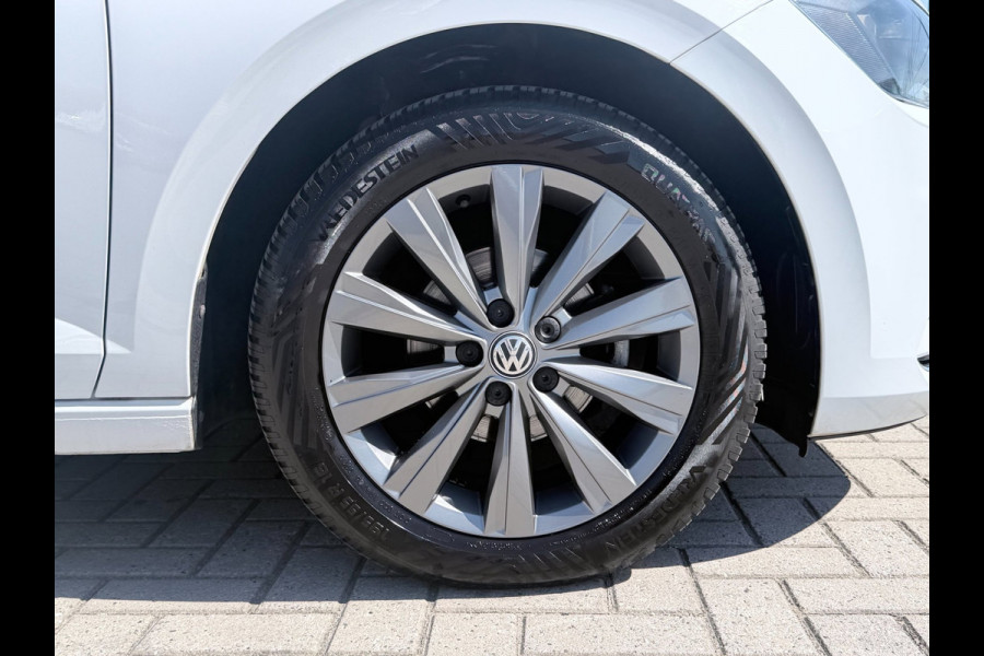 Volkswagen Polo 1.0 TSI Highline | Camera | PDC | Carplay | Half-leder