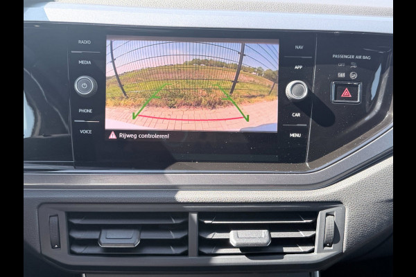 Volkswagen Polo 1.0 TSI Highline | Camera | PDC | Carplay | Half-leder