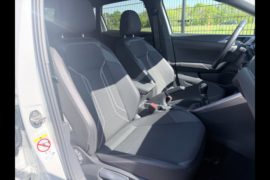 Volkswagen Polo 1.0 TSI Highline | Camera | PDC | Carplay | Half-leder