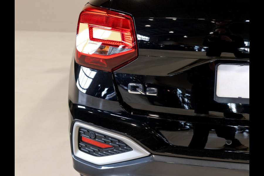 Audi Q2 35 TFSI Advanced edition / 150pk / Stoelverwarming / Adaptieve cruise control / Elektrische achterklep /