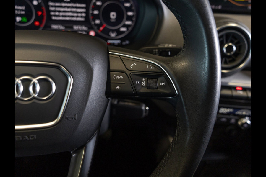 Audi Q2 35 TFSI Advanced edition / 150pk / Stoelverwarming / Adaptieve cruise control / Elektrische achterklep /
