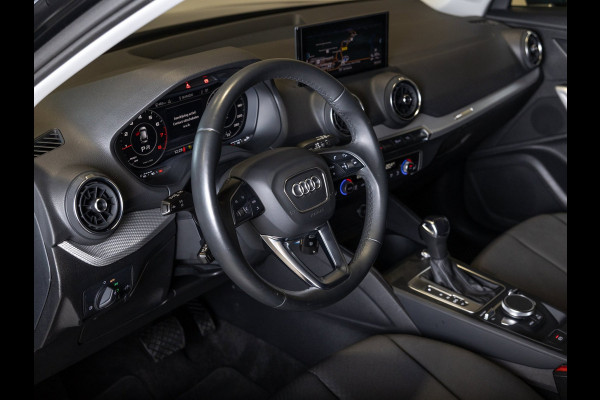 Audi Q2 35 TFSI Advanced edition / 150pk / Stoelverwarming / Adaptieve cruise control / Elektrische achterklep /