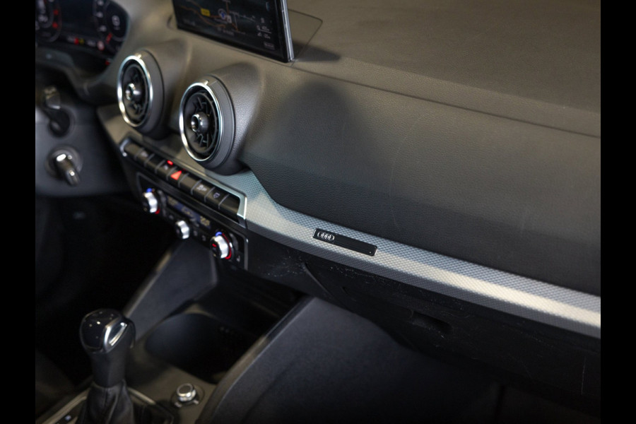 Audi Q2 35 TFSI Advanced edition / 150pk / Stoelverwarming / Adaptieve cruise control / Elektrische achterklep /