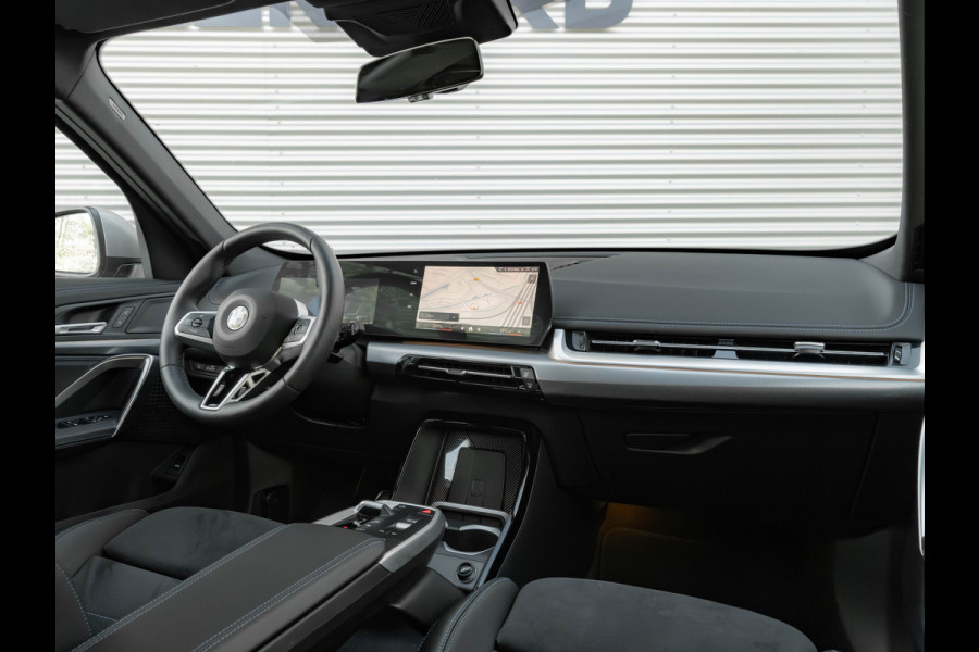 BMW X1 sDrive18i M-Sport - Camera - LED - Comfort Acces - Stoelverwarming