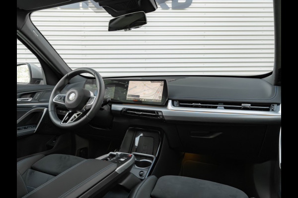 BMW X1 sDrive18i M-Sport - Camera - LED - Comfort Acces - Stoelverwarming