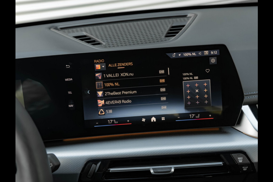 BMW X1 sDrive18i M-Sport - Camera - LED - Comfort Acces - Stoelverwarming