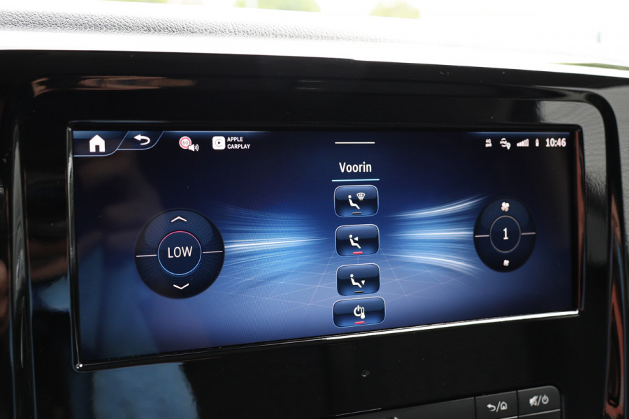 Mercedes-Benz Vito 119 CDI DC L3 XL | AMG | L+R Schuifdeur | Dubbel cabine | Navigatie | CarPlay | Camera | Lederen bekleding | Stoelverwarming | 2500 kg trekgewicht | Trekhaak | Multibeam Led | PDC V+A