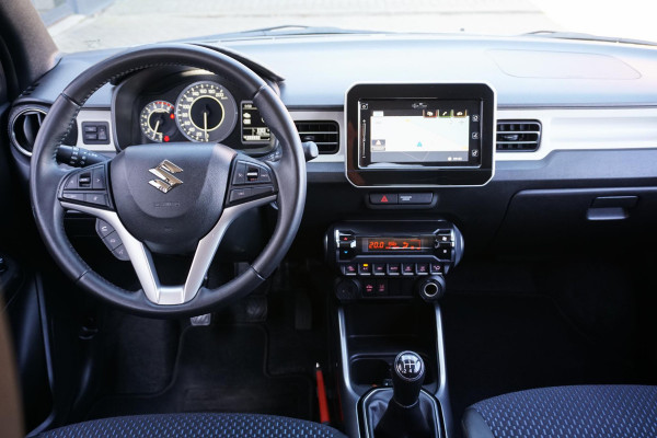 Suzuki Ignis 1.2 Smart Hybrid Style + CAMERA / KEYLESS / STOELVERWARMING /