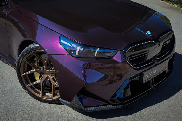 BMW M5-serie Touring M5 TOURING | AKRAPOVIC | VOSSEN VELGEN | KERAMISCH | FULL KLEUREN PPF | FULL CARBON EXTERIEUR M PERFORMANCE | 360 CAMERA | ACC |