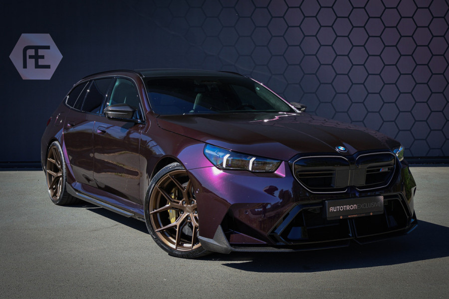 BMW M5-serie Touring M5 TOURING | AKRAPOVIC | VOSSEN VELGEN | KERAMISCH | FULL KLEUREN PPF | FULL CARBON EXTERIEUR M PERFORMANCE | 360 CAMERA | ACC |