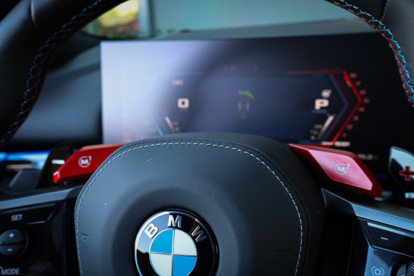BMW M5-serie Touring M5 TOURING | AKRAPOVIC | VOSSEN VELGEN | KERAMISCH | FULL KLEUREN PPF | FULL CARBON EXTERIEUR M PERFORMANCE | 360 CAMERA | ACC |