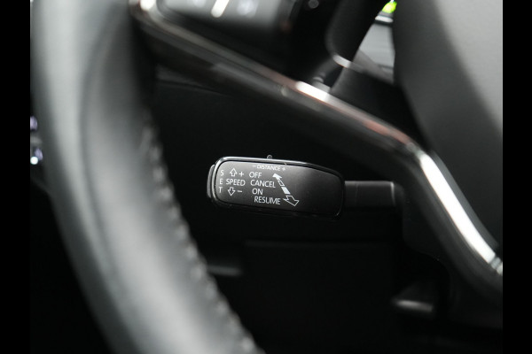 Škoda Superb Combi 1.4 TSI iV Business Edition PHEV 218pk Dealer O.H. | Adaptive Cruise | Camera | Voorstoelen Verwarmd | Apple Carplay | Crystal LED | Navigatie | Virtual Cockpit | DAB |