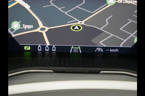 Škoda Superb Combi 1.4 TSI iV Business Edition PHEV 218pk Dealer O.H. | Adaptive Cruise | Camera | Voorstoelen Verwarmd | Apple Carplay | Crystal LED | Navigatie | Virtual Cockpit | DAB |