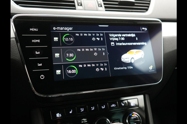 Škoda Superb Combi 1.4 TSI iV Business Edition PHEV 218pk Dealer O.H. | Adaptive Cruise | Camera | Voorstoelen Verwarmd | Apple Carplay | Crystal LED | Navigatie | Virtual Cockpit | DAB |