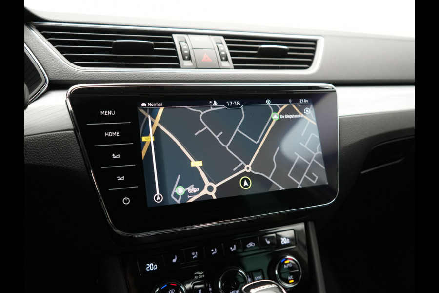 Škoda Superb Combi 1.4 TSI iV Business Edition PHEV 218pk Dealer O.H. | Adaptive Cruise | Camera | Voorstoelen Verwarmd | Apple Carplay | Crystal LED | Navigatie | Virtual Cockpit | DAB |