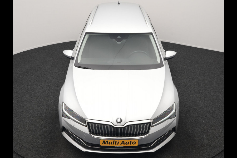 Škoda Superb Combi 1.4 TSI iV Business Edition PHEV 218pk Dealer O.H. | Adaptive Cruise | Camera | Voorstoelen Verwarmd | Apple Carplay | Crystal LED | Navigatie | Virtual Cockpit | DAB |