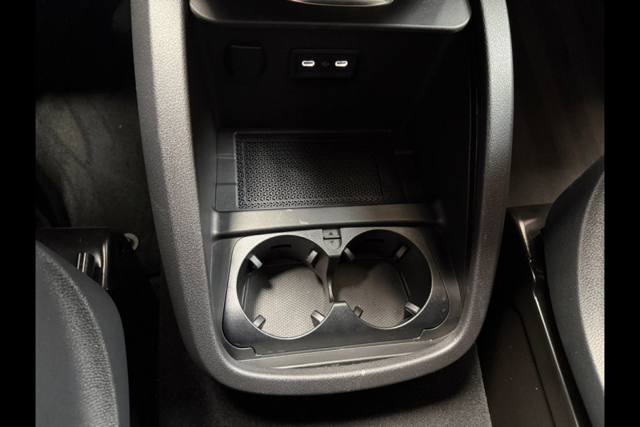 Mercedes-Benz EQV 300 L2 8-pers AMG Facelift - Inter. & Exterieur pakket - 360 - Elec. deuren - Vol Opties - Incl. Garantie