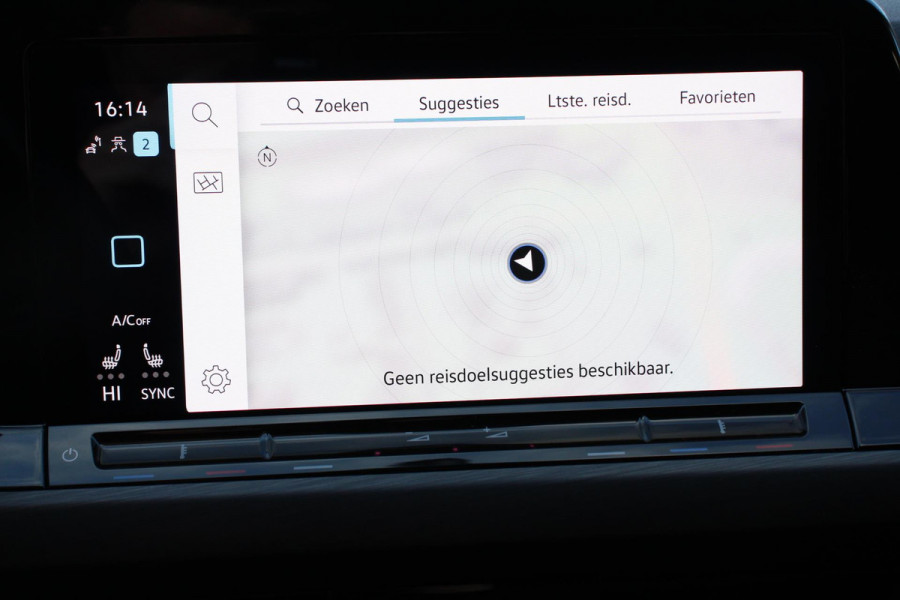 Volkswagen Golf 1.5 eTSI DSG Style 150 Pk Adaptive Cruise Control Camera Stoel/Stuurverwarming Navigatie Digital Cockpit Massage/Memory Bestuurderstoel