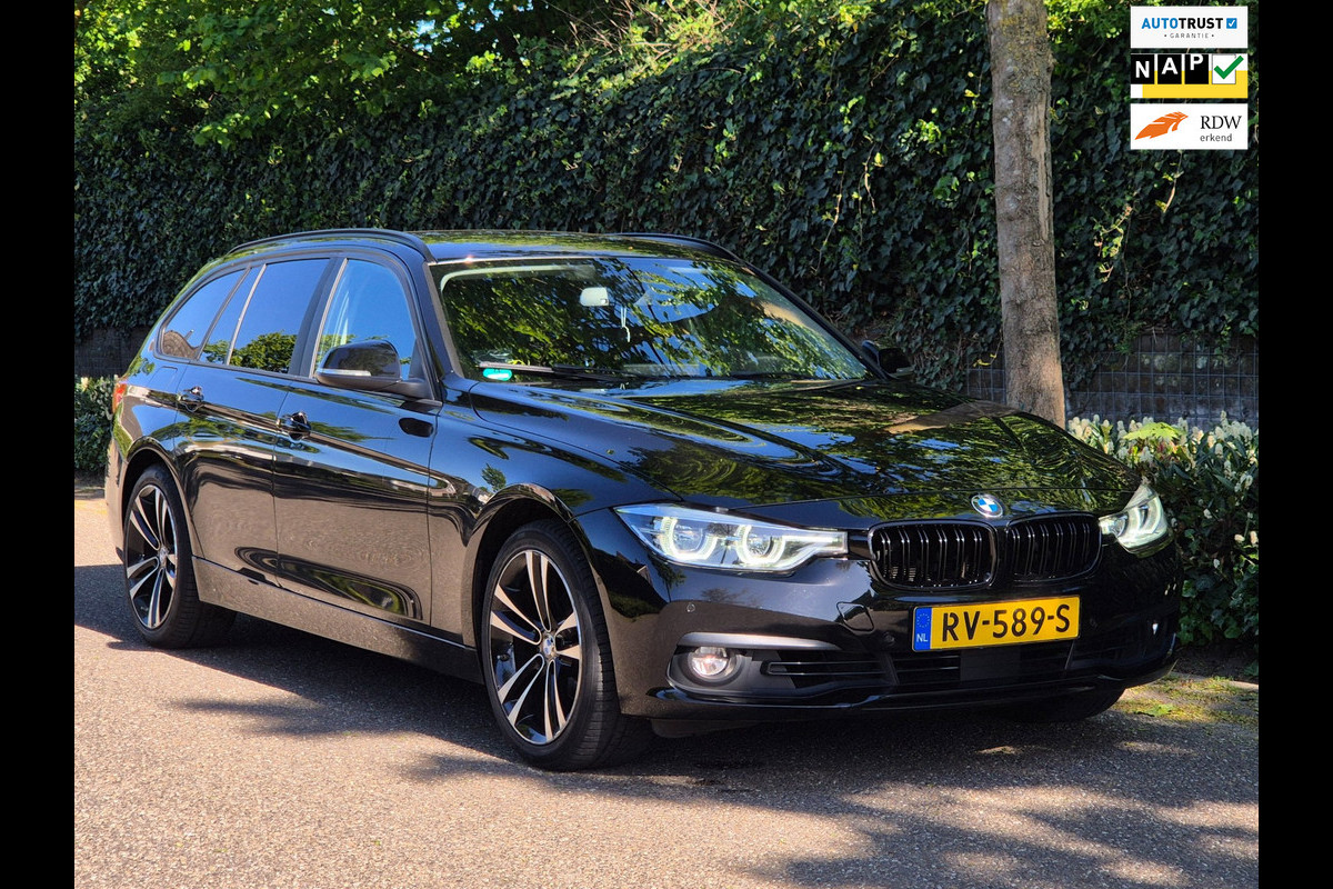 BMW 3 Serie Touring 320i LCI Apple CarPlay Adaptieve Cruise Camera Sport Stoelen KeyLess Lm Velgen Corporate Lease Executive