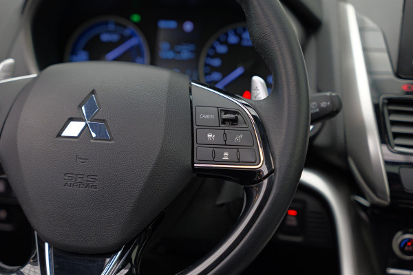 Mitsubishi Eclipse Cross 2.4 PHEV Instyle |Pano|HUD|Leder|360|Trekhaak|