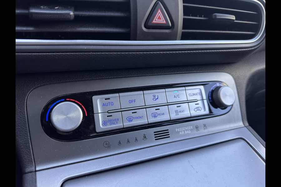 Hyundai Kona EV Premium 64 kWh | SOH: 96,8% | Leder | LED | Camera | Blindspot | Lage km-stand! |