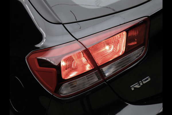 Kia Rio 1.0 TGDI DynamicLine Sport (APPLE CARPLAY,NAVI,CAMERA,PDC,CRUISE,LED,SPORTSTOELEN,LM VELGEN,NETTE STAAT)