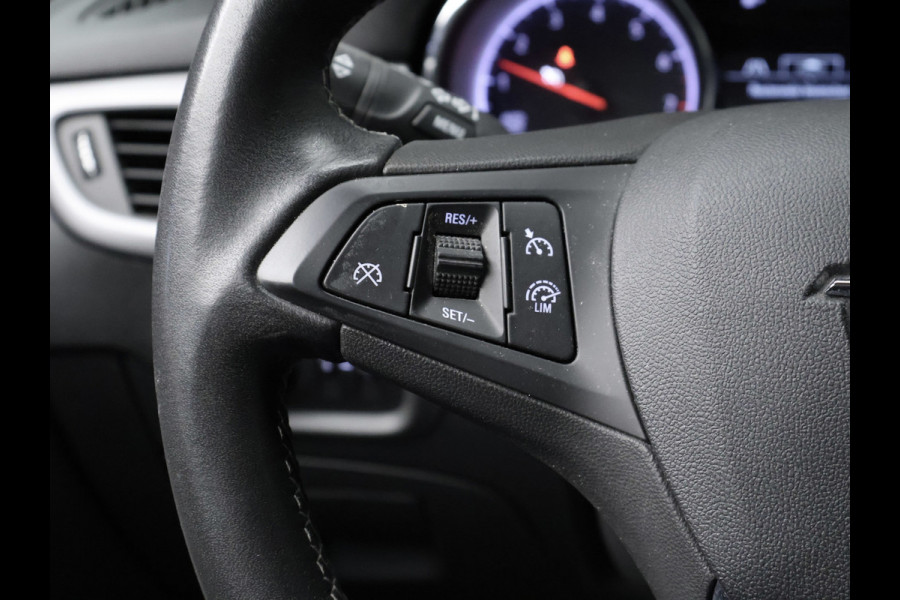 Opel Astra 1.2 Edition Sport (APPLE CARPLAY,NAVI,CAMERA,PDC,CRUISE,GETINT,TREKHAAK,SPORTSTOELEN,LM VELGEN,NETTE STAAT)