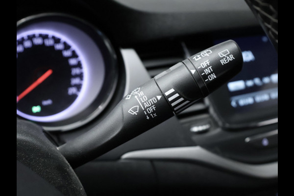 Opel Astra 1.2 Edition Sport (APPLE CARPLAY,NAVI,CAMERA,PDC,CRUISE,GETINT,TREKHAAK,SPORTSTOELEN,LM VELGEN,NETTE STAAT)