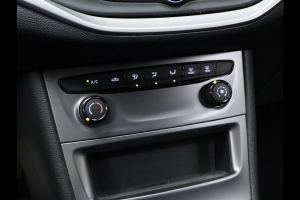 Opel Astra 1.2 Edition Sport (APPLE CARPLAY,NAVI,CAMERA,PDC,CRUISE,GETINT,TREKHAAK,SPORTSTOELEN,LM VELGEN,NETTE STAAT)