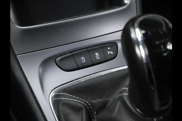 Opel Astra 1.2 Edition Sport (APPLE CARPLAY,NAVI,CAMERA,PDC,CRUISE,GETINT,TREKHAAK,SPORTSTOELEN,LM VELGEN,NETTE STAAT)