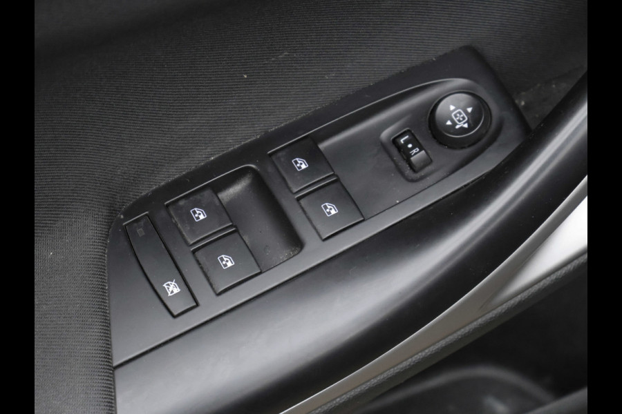 Opel Astra 1.2 Edition Sport (APPLE CARPLAY,NAVI,CAMERA,PDC,CRUISE,GETINT,TREKHAAK,SPORTSTOELEN,LM VELGEN,NETTE STAAT)